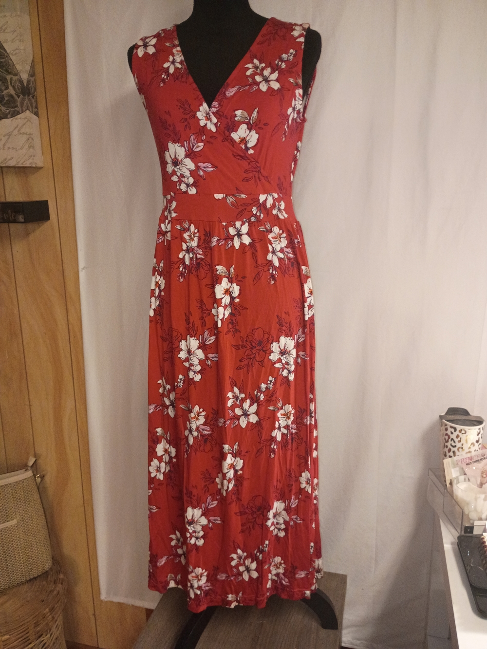 Floral V-Neck Maxi Dress in Red
